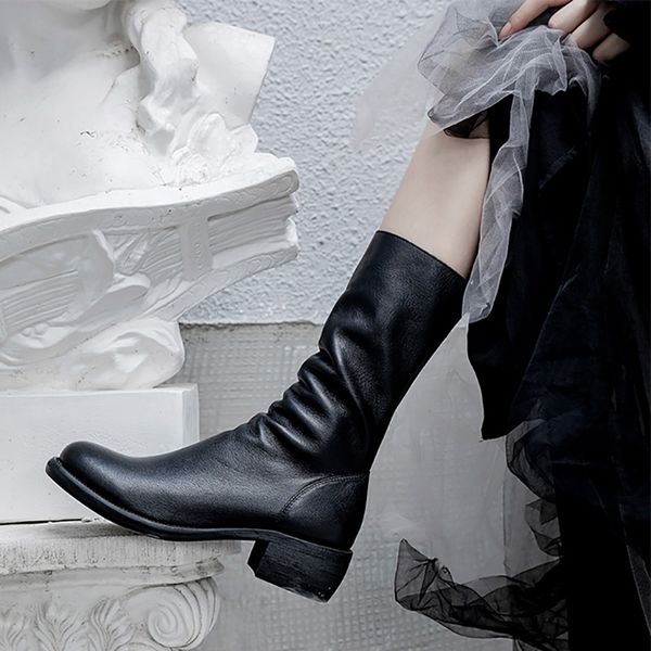 doc woman boots autumn&winter 2020 new boots women mid-calf boot short plush inside zip in back square heels shoes female, Black
doc woman boots autumn&winter 2020 new boots women mid-calf boot short plush inside zip in back square heels shoes female, Black