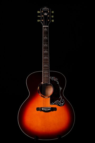 43-inch bioussin, spruce panel side back maple, sun color, rounded fingerboard inlay. freight free
43-inch bioussin, spruce panel side back maple, sun color, rounded fingerboard inlay. freight free