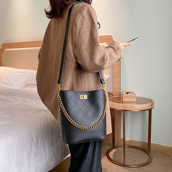 bags small bags 2020 new fashionable large capacity simple wild bucket messenger
bags small bags 2020 new fashionable large capacity simple wild bucket messenger