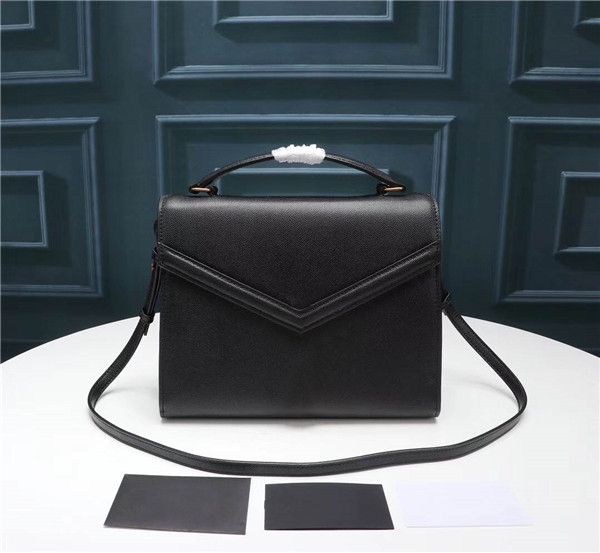 new global classic caviar luxury matching leather shoulder bag ladies handbag 78000 size 24.5cm 20cm 11.5cm
new global classic caviar luxury matching leather shoulder bag ladies handbag 78000 size 24.5cm 20cm 11.5cm