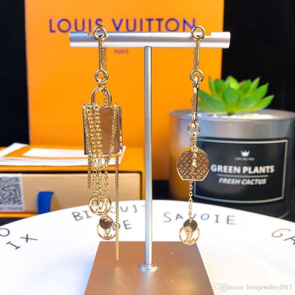 luxury jewelry women designer earrings monogram bag and lock charm earrings high-end elegant gold chains tassels studs, Golden
luxury jewelry women designer earrings monogram bag and lock charm earrings high-end elegant gold chains tassels studs, Golden