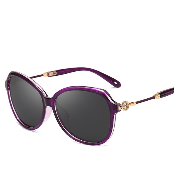 women fashion big metal frame polarized sunglasses diamond-encrusted uv protection female sunglasses for traveling driving, White;black
women fashion big metal frame polarized sunglasses diamond-encrusted uv protection female sunglasses for traveling driving, White;black