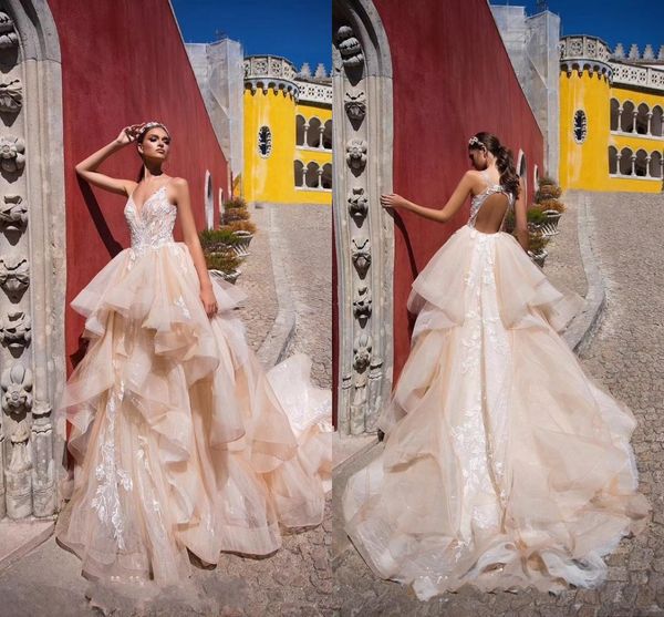 2019 luxury champagen ball gown wedding dress lace backless appliqued ruched spaghetti v neck beach boho bridal gown, White
2019 luxury champagen ball gown wedding dress lace backless appliqued ruched spaghetti v neck beach boho bridal gown, White
