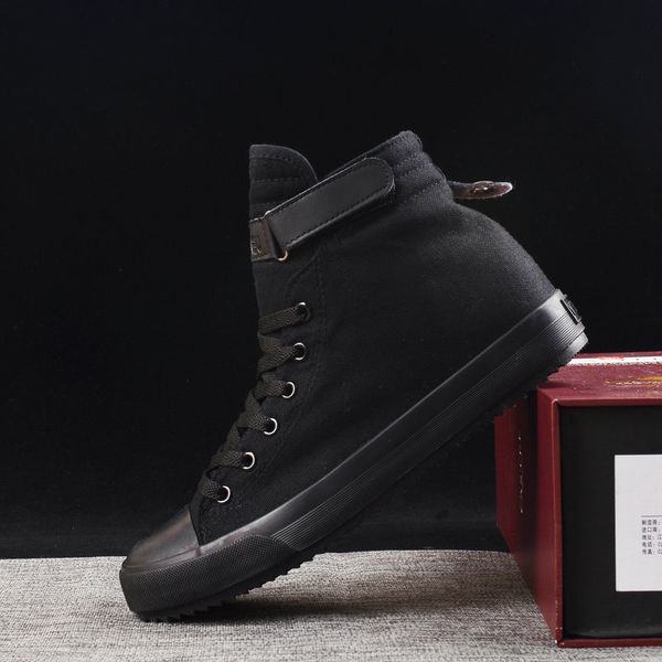 2019 new arrival summer fashion men flats shoes all black white red casual shoes mens canvas shoes lace-up high shoes251 t200110
2019 new arrival summer fashion men flats shoes all black white red casual shoes mens canvas shoes lace-up high shoes251 t200110