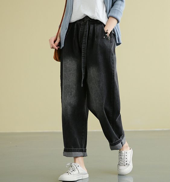 2020 spring autumn jeans women elastic waist loose denim pants new casual pocket bleached sashes retro ladies new trousers, Blue
2020 spring autumn jeans women elastic waist loose denim pants new casual pocket bleached sashes retro ladies new trousers, Blue