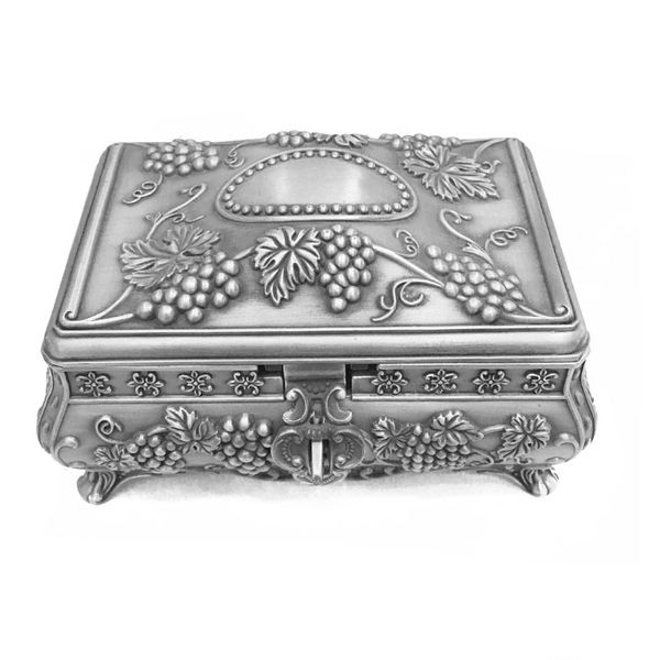 antique metal jewelry trinket casket box silver color grape motiff victorian vintage alloy princess trinket box wedding favors
antique metal jewelry trinket casket box silver color grape motiff victorian vintage alloy princess trinket box wedding favors