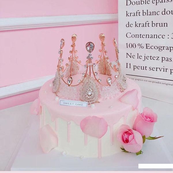 самый лучший продавая ручной работы кружева королева королева корона ретро благородный кристалл невесты корона торт цветы разнообразие украш, Slivery;golden
самый лучший продавая ручной работы кружева королева королева корона ретро благородный кристалл невесты корона торт цветы разнообразие украш, Slivery;golden