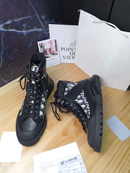 luxury new men's shoes business leisure high men's boots lace up set foot short boots martin boots 39-46, Black
luxury new men's shoes business leisure high men's boots lace up set foot short boots martin boots 39-46, Black