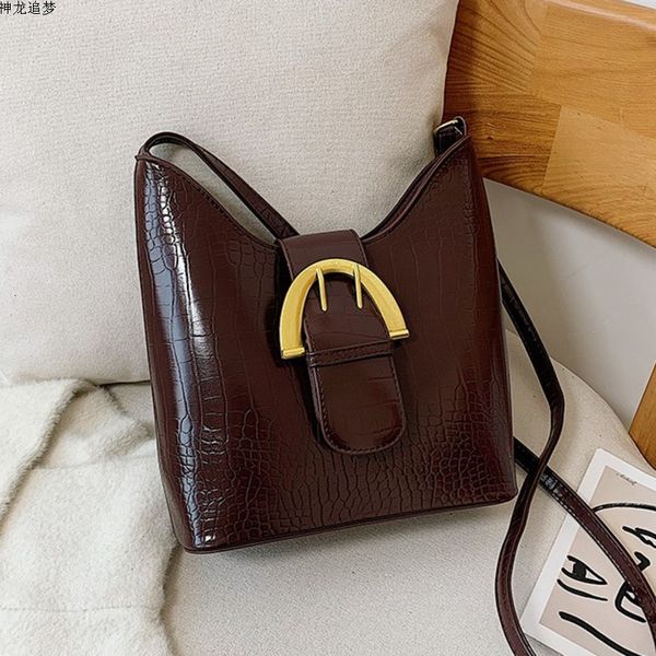 женская большая crossbody сумка для женщин 2020 кожи роскошных сумок конструктора sling sac a главного ladies рука плечо сумки
женская большая crossbody сумка для женщин 2020 кожи роскошных сумок конструктора sling sac a главного ladies рука плечо сумки
