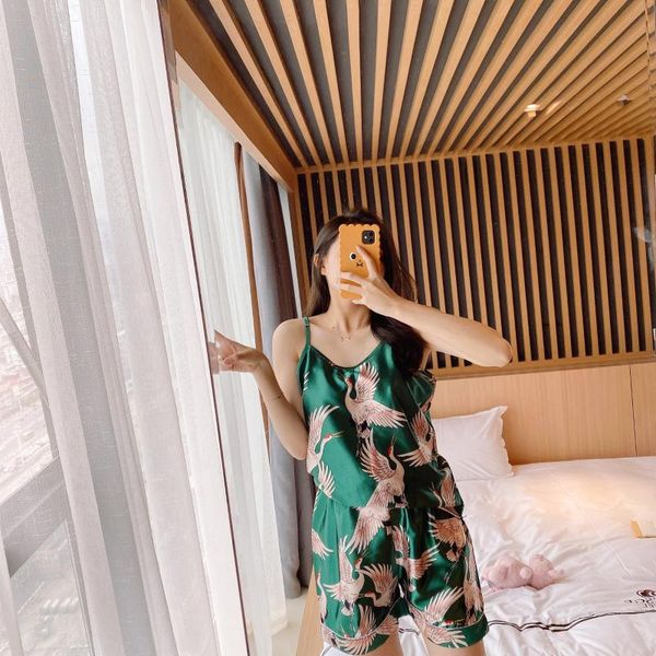 thin section pajamas female suspenders summer korean version of the and fresh two-piece suit less ladies' home service, Black;red
thin section pajamas female suspenders summer korean version of the and fresh two-piece suit less ladies' home service, Black;red