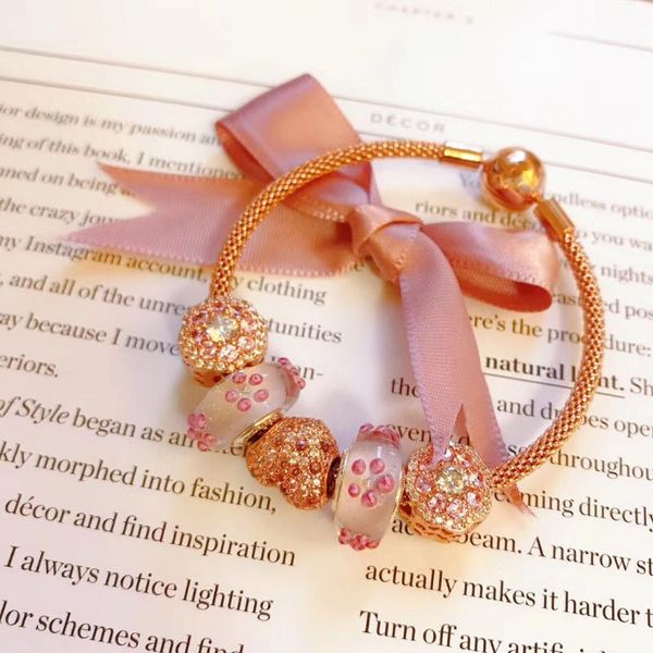 lidu 100%925 silver cubic zirconia exquisite bracelet plated with rose gold mail manufacturers wholesale, Golden;silver
lidu 100%925 silver cubic zirconia exquisite bracelet plated with rose gold mail manufacturers wholesale, Golden;silver
