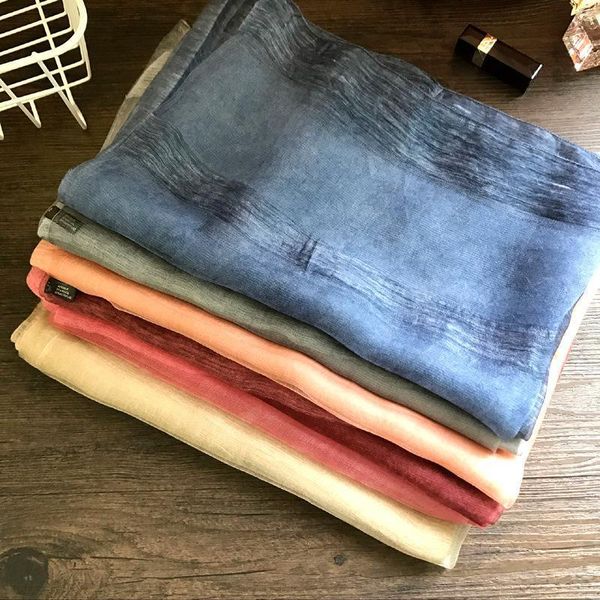 2019 in europe and the united states women's fashion silk scarf shawl gradient monochromatic scarf shawl double-sided clown ing, Blue;gray
2019 in europe and the united states women's fashion silk scarf shawl gradient monochromatic scarf shawl double-sided clown ing, Blue;gray