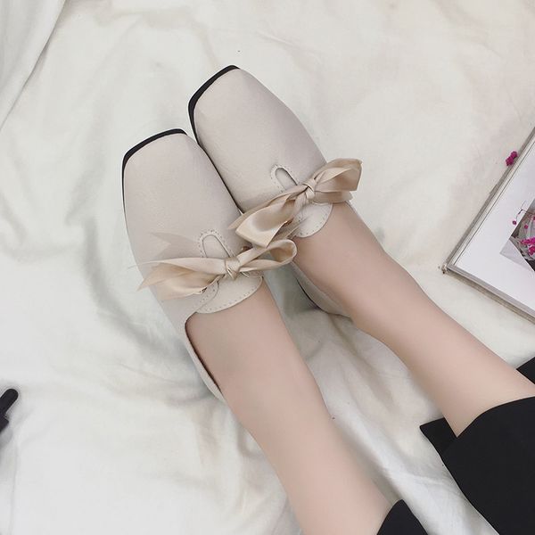 2019 new korean version of the square head wild fashion shallow mouth flat bow women's shoes wholesale, Black
2019 new korean version of the square head wild fashion shallow mouth flat bow women's shoes wholesale, Black