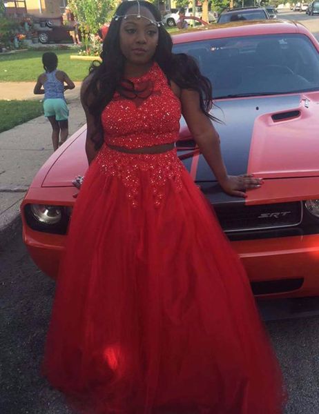 red tulle plus size long prom dresses halter two piece beaded appliques black girl prom gowns party robe de bal longue
red tulle plus size long prom dresses halter two piece beaded appliques black girl prom gowns party robe de bal longue