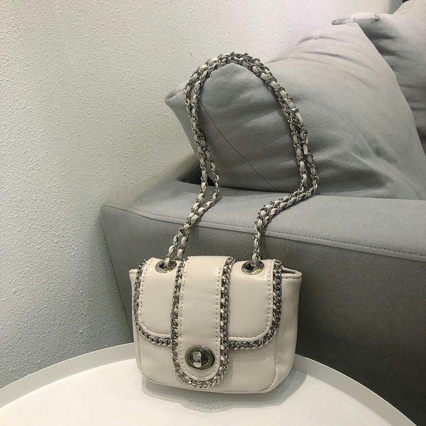 siketu2020 new style womens bag mini chain small square bag net red ocean gas all-match trend shoulder messenger bag
siketu2020 new style womens bag mini chain small square bag net red ocean gas all-match trend shoulder messenger bag