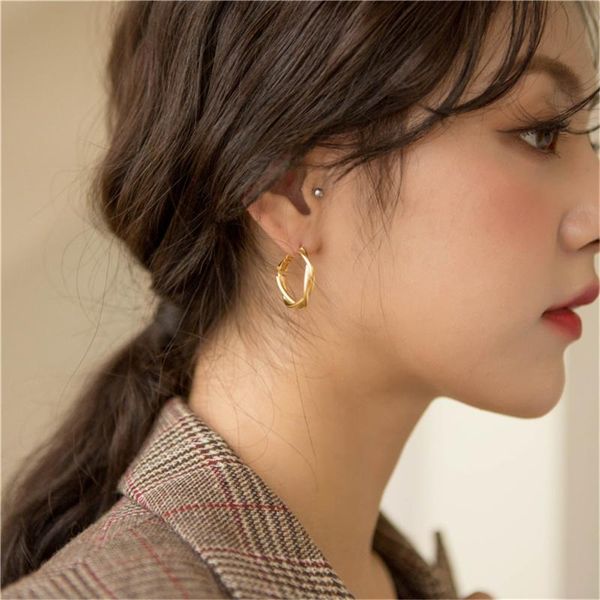 temperament simple metal twist earrings female personality wild ear ring women jewelry, Golden;silver
temperament simple metal twist earrings female personality wild ear ring women jewelry, Golden;silver