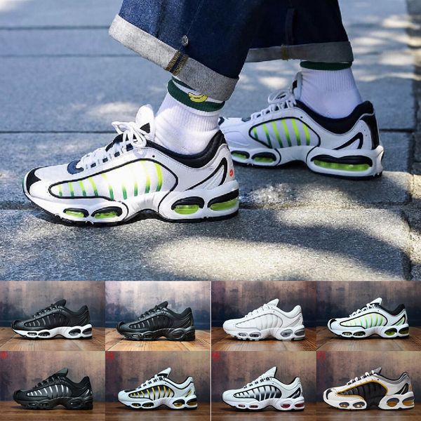 2019 designer tn plus og ultra mens running shoes chaussures tns tailwind iv 3m reflective cushion man trainers sneakers zapatillas 7-11
2019 designer tn plus og ultra mens running shoes chaussures tns tailwind iv 3m reflective cushion man trainers sneakers zapatillas 7-11
