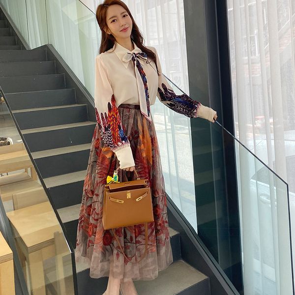 two piece dress office lady printed set women turn down collar bow tie blouse + elastic waist long midi mesh skirts vintage a839, White
two piece dress office lady printed set women turn down collar bow tie blouse + elastic waist long midi mesh skirts vintage a839, White