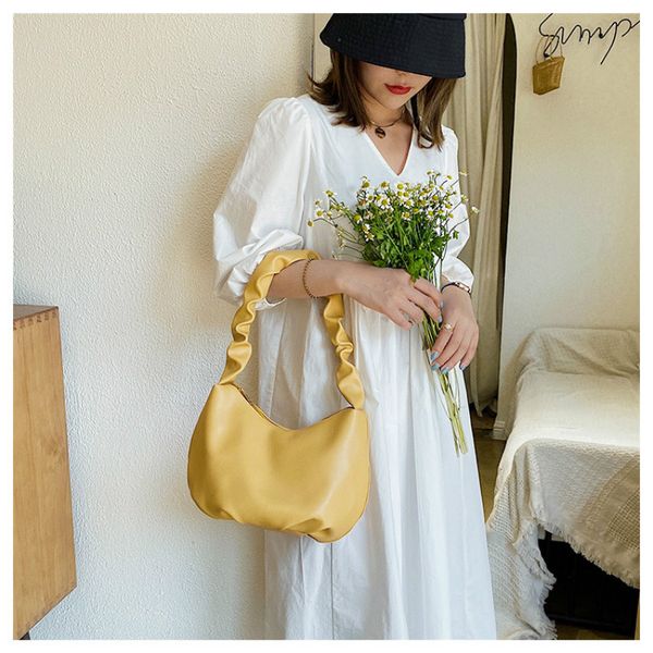 new design small solid color pu leather crossbody bags for women 2020 fashion shoulder handbags female travel totes
new design small solid color pu leather crossbody bags for women 2020 fashion shoulder handbags female travel totes