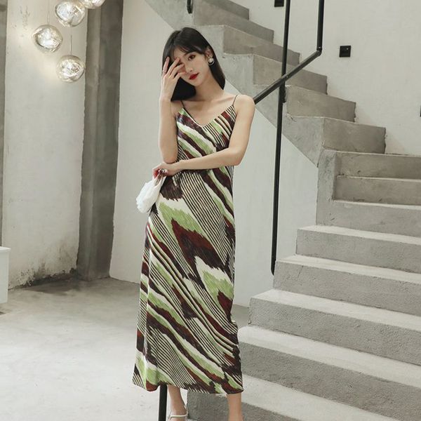 vintage oil painting dress women fashion suspender dress elegant slim was thin mid-length dresses summer t067, Black;gray
vintage oil painting dress women fashion suspender dress elegant slim was thin mid-length dresses summer t067, Black;gray