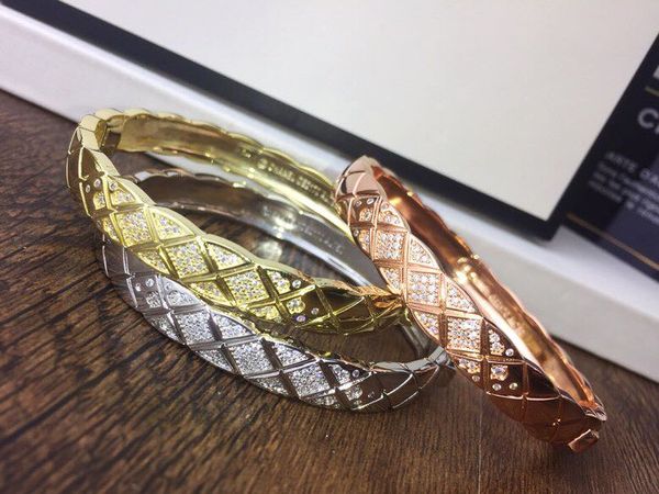 paris designer bracelet lingge designs high-end custom gold diamond-inlaid women's luxury jewelry accessories male and female couples b, Black
paris designer bracelet lingge designs high-end custom gold diamond-inlaid women's luxury jewelry accessories male and female couples b, Black