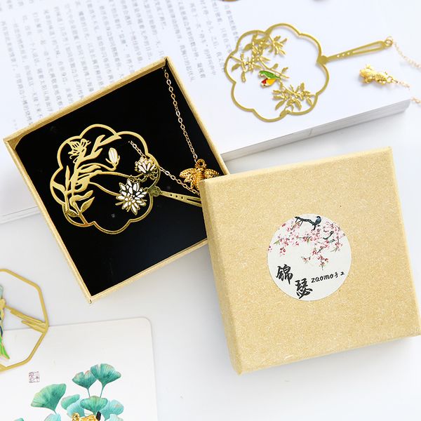 1 pcs retro tassels metal bookmark flower butterfly book holder fashion gift stationery
1 pcs retro tassels metal bookmark flower butterfly book holder fashion gift stationery