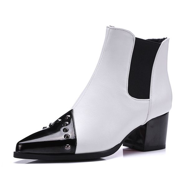 2018 new autumn metal chains boots rivets women ankle boots pu leather white black red 34-43
2018 new autumn metal chains boots rivets women ankle boots pu leather white black red 34-43