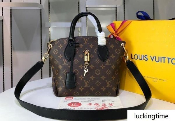 genuine leather luxury m44351-flower monogram handbag woman tote size 29.0 23.5 13.5 cm
genuine leather luxury m44351-flower monogram handbag woman tote size 29.0 23.5 13.5 cm