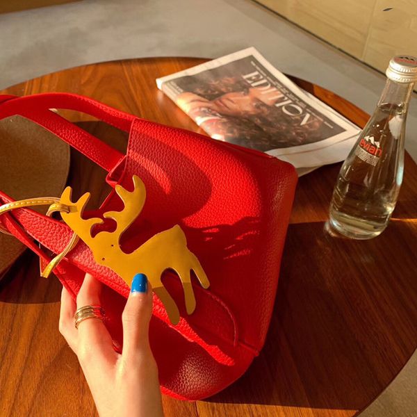 2020 limited soft pu leather women tote and bucket bag two design setting in one bag fashion handbag messger
2020 limited soft pu leather women tote and bucket bag two design setting in one bag fashion handbag messger