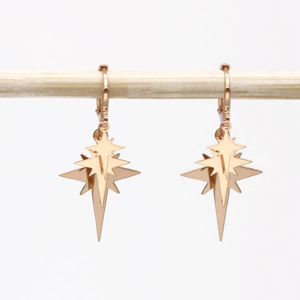 1pair minimalist multilayer irregular star small hoop earrings for women trendy meteor pendant circle stud earrings jewelry e698, Golden;silver
1pair minimalist multilayer irregular star small hoop earrings for women trendy meteor pendant circle stud earrings jewelry e698, Golden;silver