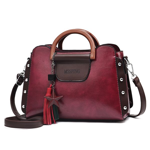 2020 new fashion women pu leather handbags vintage rivet tassel messenger bag for female ladies shoulder bag
2020 new fashion women pu leather handbags vintage rivet tassel messenger bag for female ladies shoulder bag