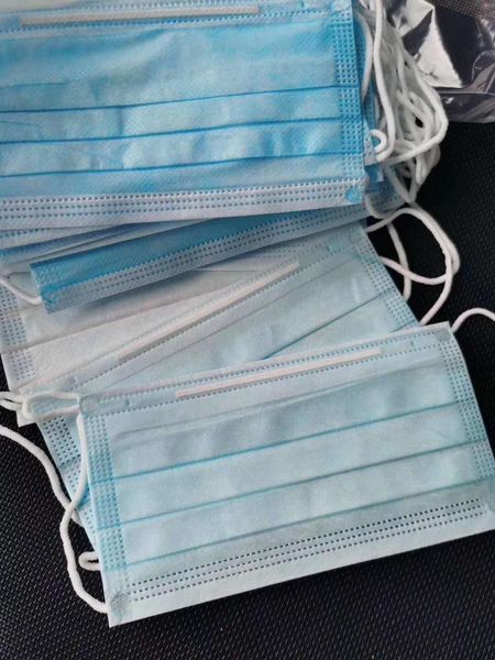 disposable protective masks breathable dustproof and anti-fog non woven three layer thickened protection masks 100pcs/lot
disposable protective masks breathable dustproof and anti-fog non woven three layer thickened protection masks 100pcs/lot