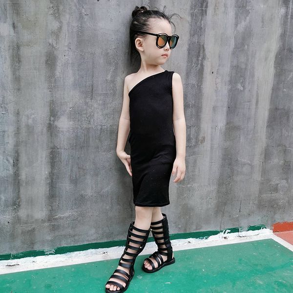 2020 summer new girl bottoming dress diagonal shoulder bottoming shirt net red children's clothing, Red;yellow
2020 summer new girl bottoming dress diagonal shoulder bottoming shirt net red children's clothing, Red;yellow