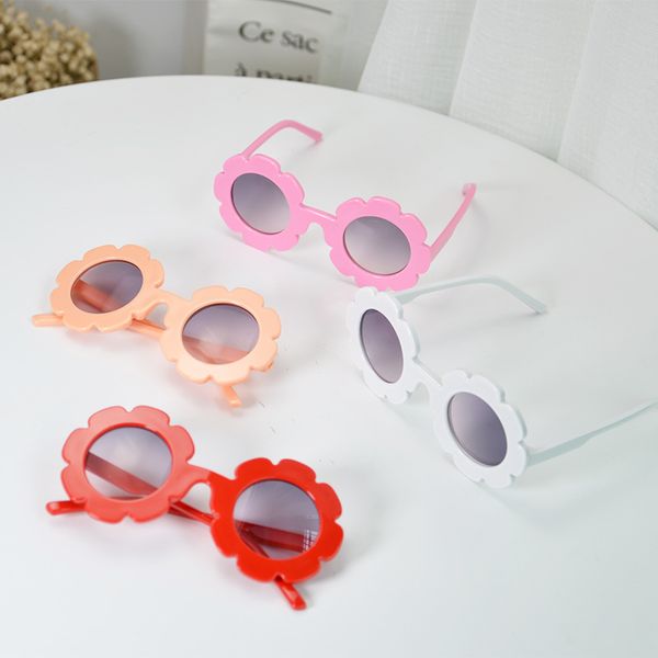 cute vintage kids sunglasses child sun glasses round flower gafas baby children uv400 sport sunglasses girls boys oculos de sol, White;black
cute vintage kids sunglasses child sun glasses round flower gafas baby children uv400 sport sunglasses girls boys oculos de sol, White;black