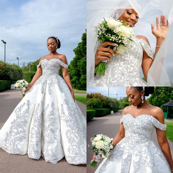 luxury african beaded off shoulder wedding dress crystal appliqued black girl sweep train plus size bridal gown custom made, White
luxury african beaded off shoulder wedding dress crystal appliqued black girl sweep train plus size bridal gown custom made, White