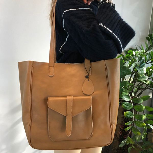 2020 women novelty genuine leather black blue brown one shoulder bag for female unique design casual cowhide big tote handabg
2020 women novelty genuine leather black blue brown one shoulder bag for female unique design casual cowhide big tote handabg