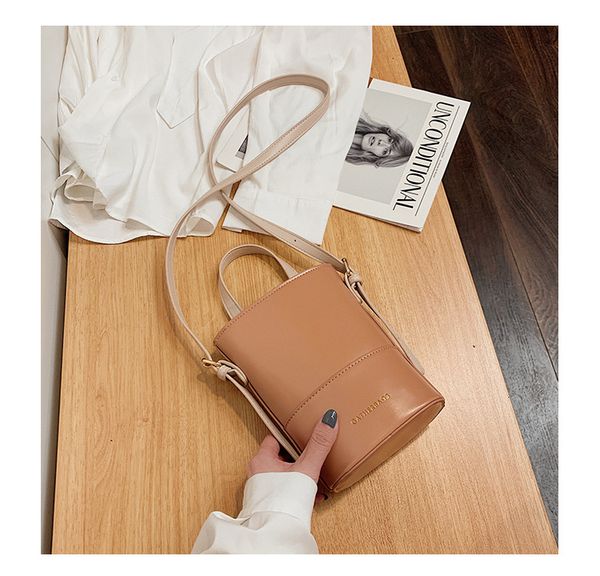handbag bag female 2020 spring and summer new wild bucket bag niche shoulder messenger
handbag bag female 2020 spring and summer new wild bucket bag niche shoulder messenger