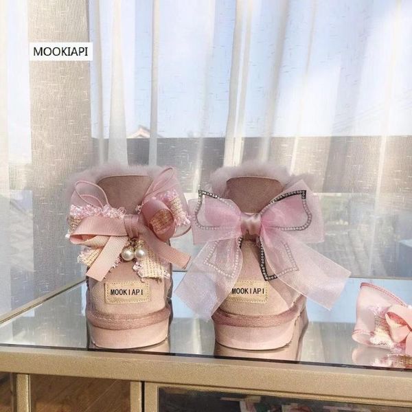 2019 china's high-quality brand women's snow boots, real sheepskin, 100% wool, the most fashionable shoes, delivery, Black
2019 china's high-quality brand women's snow boots, real sheepskin, 100% wool, the most fashionable shoes, delivery, Black