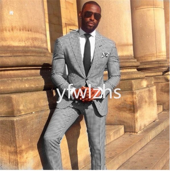 classic peak lapel tuxedos groom wedding men suits mens wedding suits tuxedo costumes de pour hommes men(jacket+pants+tie) w128, Black;gray
classic peak lapel tuxedos groom wedding men suits mens wedding suits tuxedo costumes de pour hommes men(jacket+pants+tie) w128, Black;gray