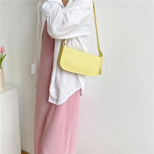 2020 new ladies armpit bag solid color stone pattern square large capacity shoulder bag fashion elegant handbag women
2020 new ladies armpit bag solid color stone pattern square large capacity shoulder bag fashion elegant handbag women