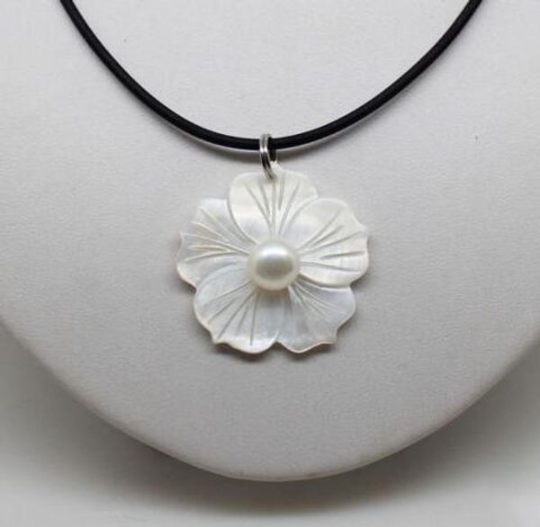 envÃo gratis hermoso blanco natural de agua dulce madre de perla shell collar colgante flor, Silver
envÃo gratis hermoso blanco natural de agua dulce madre de perla shell collar colgante flor, Silver
