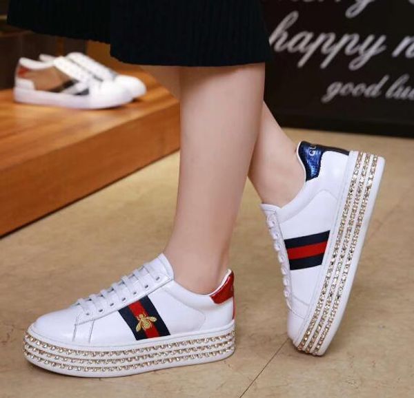white women's leather shoes men's and women's casual shoes black gold red fashion comfortable flat shoes size 35-46 0235
white women's leather shoes men's and women's casual shoes black gold red fashion comfortable flat shoes size 35-46 0235