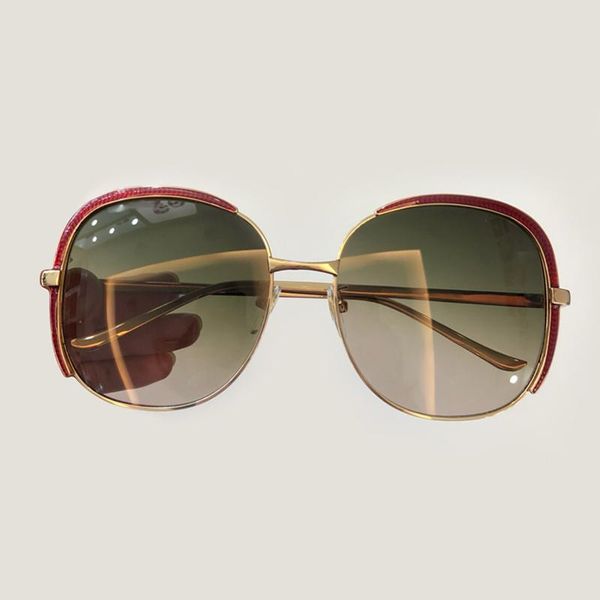 2020 Round Sunglasses Women Brand Designer High Quality Oculos De Sol Feminino Vintage Fashion Female Eyewear UV400 Sun Glasses
2020 Round Sunglasses Women Brand Designer High Quality Oculos De Sol Feminino Vintage Fashion Female Eyewear UV400 Sun Glasses