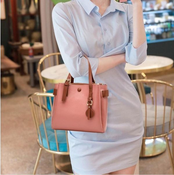 fashion handbags women pu leather handbags 2020 retro large capacity shoulder messenger bags daily market big bag bolsa feminina
fashion handbags women pu leather handbags 2020 retro large capacity shoulder messenger bags daily market big bag bolsa feminina