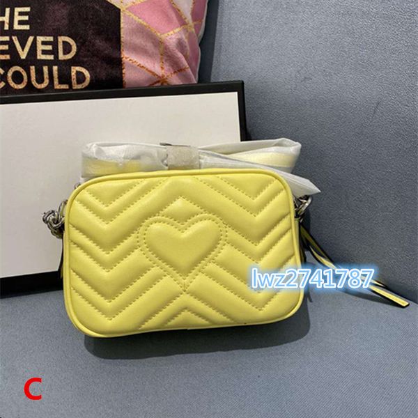 plain silver hardware real leather leather bag handbag woman bag shoulder bag serial number inside
plain silver hardware real leather leather bag handbag woman bag shoulder bag serial number inside
