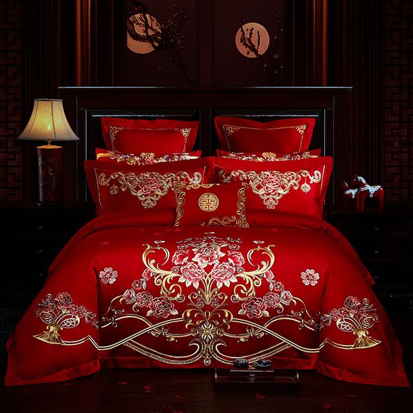 luxury red 100% cotton wedding style bedding set gold flowers embroidery duvet cover bed sheet bedspread bed flag pillowcases
luxury red 100% cotton wedding style bedding set gold flowers embroidery duvet cover bed sheet bedspread bed flag pillowcases