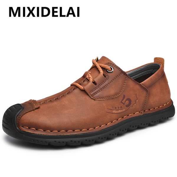 new soft men's casual shoes breathable leather handmade loafers outdoor men shoes flat moccasins men sneakers size 38-48, Black
new soft men's casual shoes breathable leather handmade loafers outdoor men shoes flat moccasins men sneakers size 38-48, Black