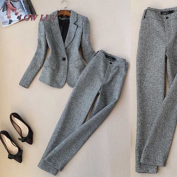 2017 new pant suits costumes for women office business suits formal work wear sets uniform styles elegant pantsuiwo piece set, White;black
2017 new pant suits costumes for women office business suits formal work wear sets uniform styles elegant pantsuiwo piece set, White;black