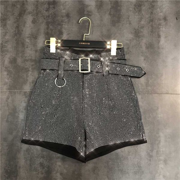 deat 2020 spring black diamond women shorts with belt high waist rhingstone bottom mg799, White;black
deat 2020 spring black diamond women shorts with belt high waist rhingstone bottom mg799, White;black