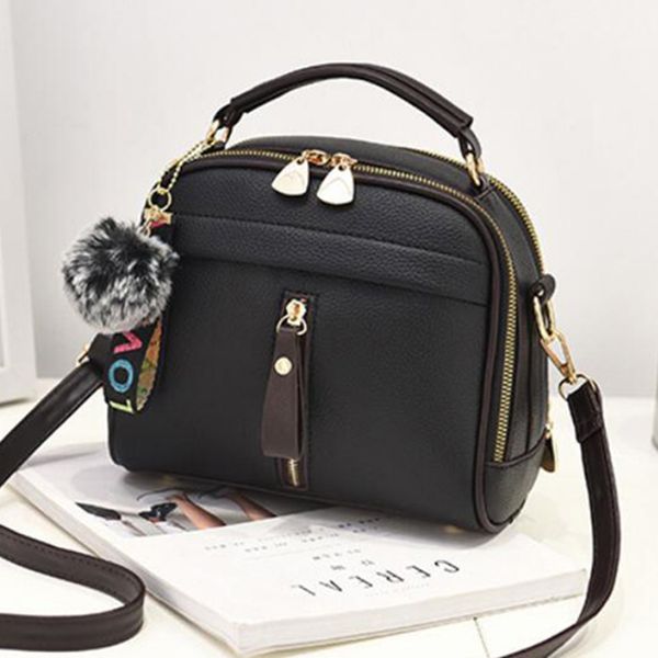 2020 women shoulder bags crossbody bag for women handbag pu leather full moon candy color cute with fur ball shell shape bag
2020 women shoulder bags crossbody bag for women handbag pu leather full moon candy color cute with fur ball shell shape bag